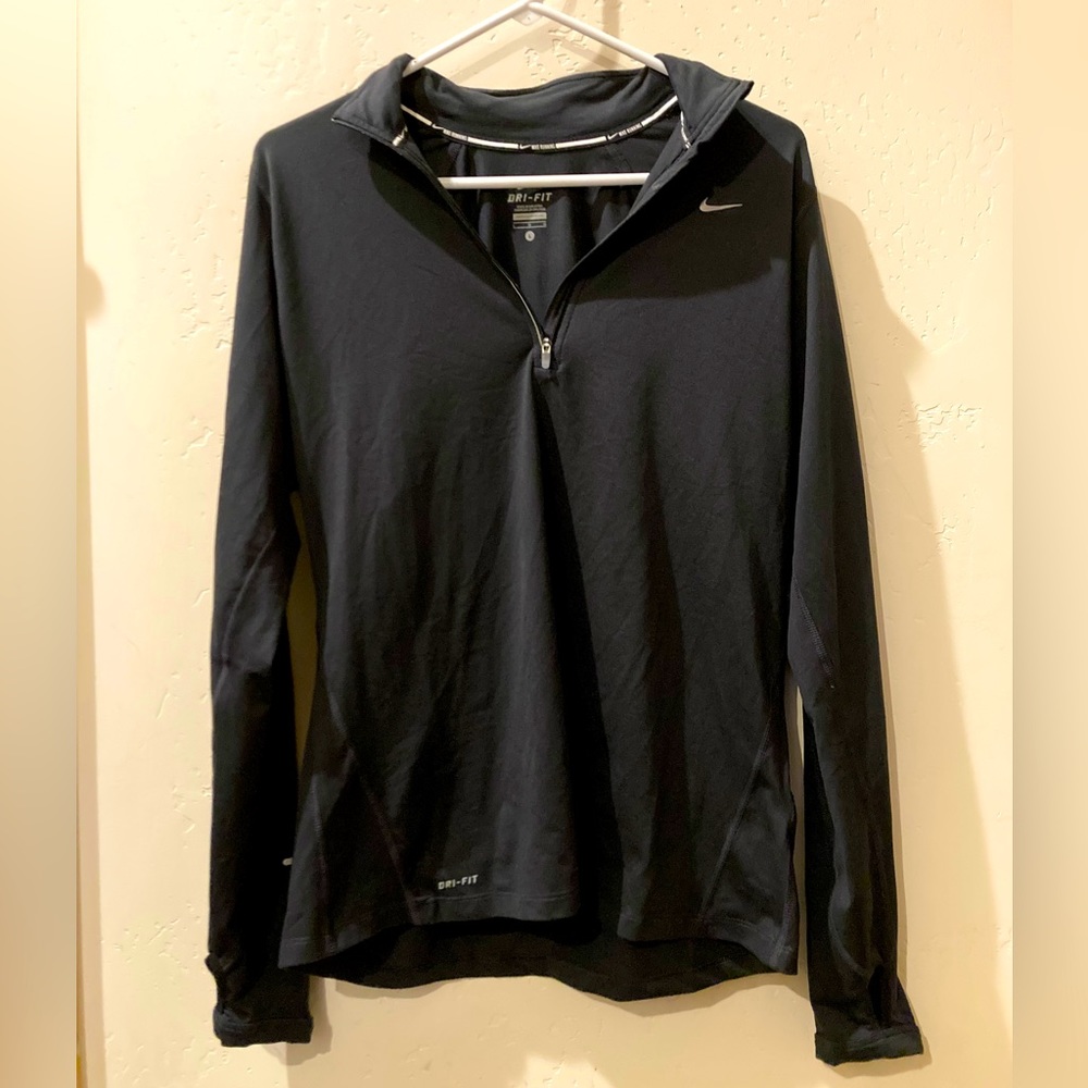 Nike Women’s 1/4-Zip Dri-Fit Long Sleeve